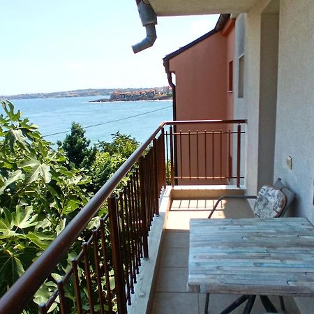 Farlalievi Guest House سوزوبول المظهر الخارجي الصورة